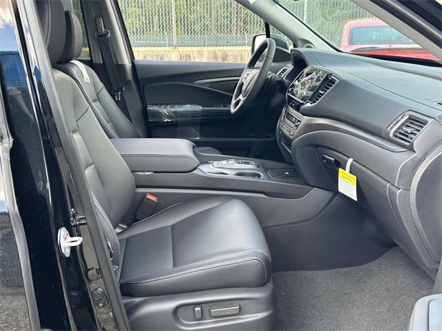 new 2025 Honda Ridgeline car, priced at $40,060