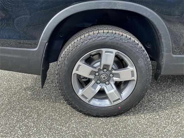 new 2025 Honda Ridgeline car, priced at $40,060