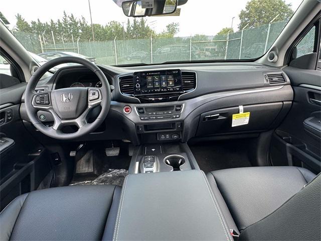 new 2025 Honda Ridgeline car, priced at $40,060