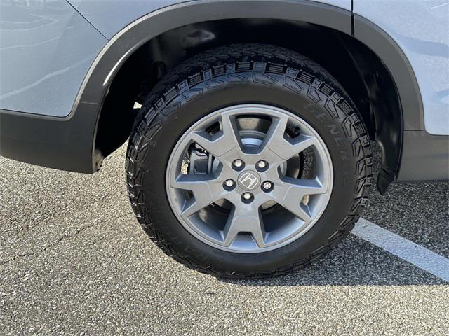 used 2025 Honda Passport car, priced at $38,833