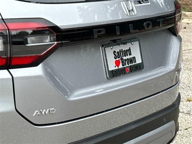 new 2025 Honda Pilot car, priced at $48,489