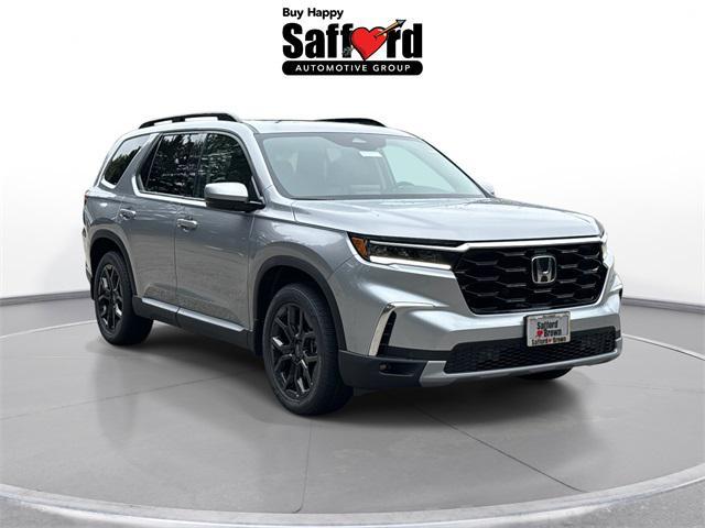 new 2025 Honda Pilot car, priced at $48,489