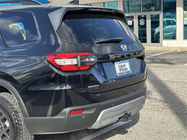 used 2024 Honda Pilot car, priced at $41,413