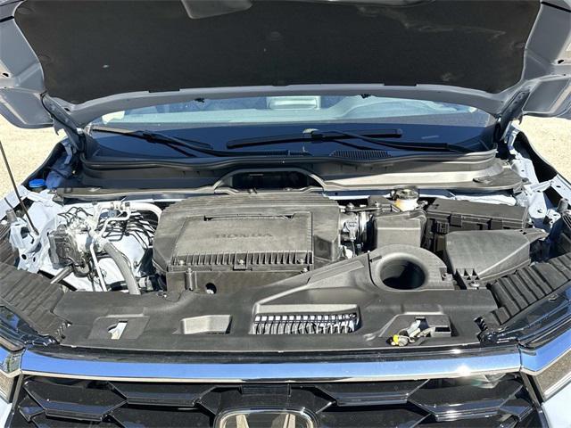 new 2025 Honda Pilot car, priced at $47,198