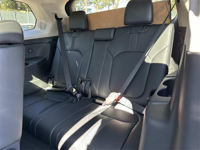 new 2025 Honda Pilot car, priced at $47,198