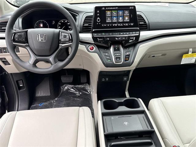 new 2026 Honda Odyssey car, priced at $42,932