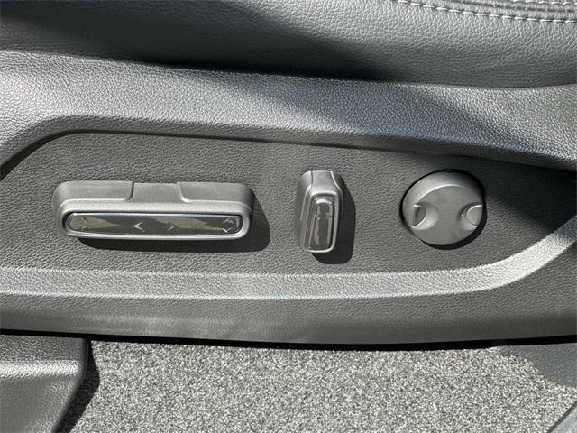 new 2025 Honda Pilot car, priced at $44,610