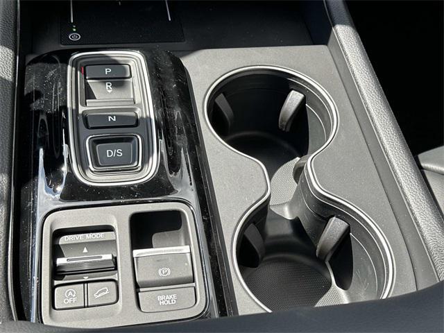 new 2025 Honda Pilot car, priced at $44,610