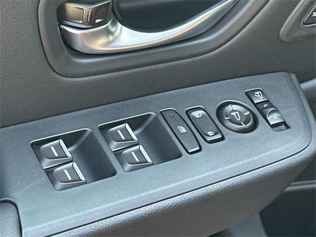 new 2025 Honda Pilot car, priced at $48,414