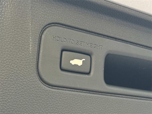 new 2025 Honda Pilot car, priced at $44,063