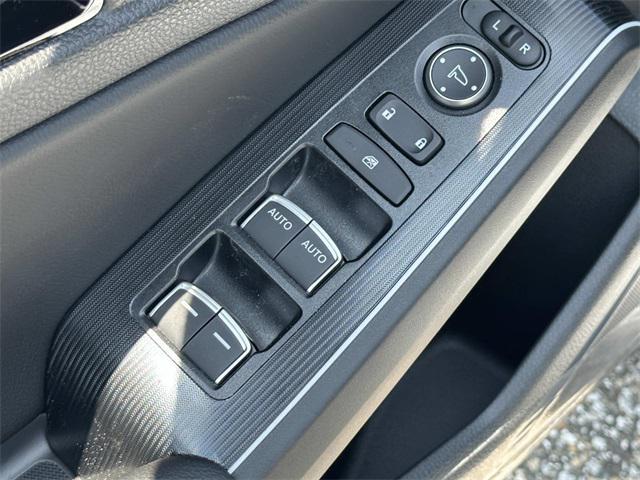 new 2025 Honda Civic Hybrid car, priced at $31,414