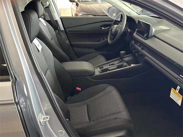 new 2025 Honda Accord car, priced at $31,569