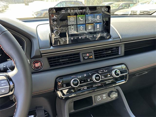 new 2025 Honda Pilot car, priced at $47,987