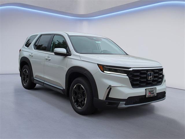 new 2025 Honda Pilot car, priced at $46,485