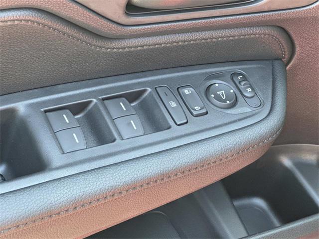 new 2026 Honda Odyssey car, priced at $44,345