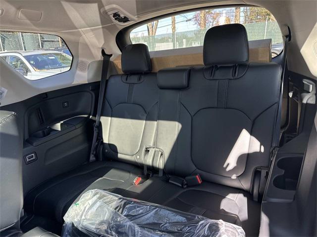 new 2025 Honda Pilot car, priced at $47,071