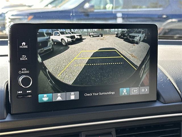 new 2025 Honda Pilot car, priced at $47,071