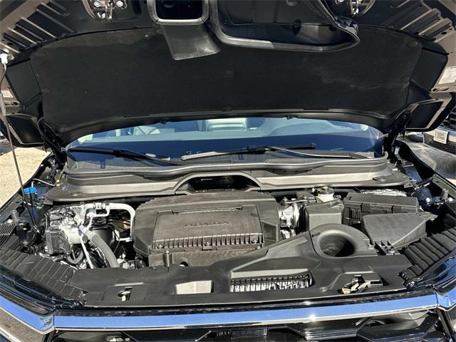 new 2025 Honda Pilot car, priced at $47,071