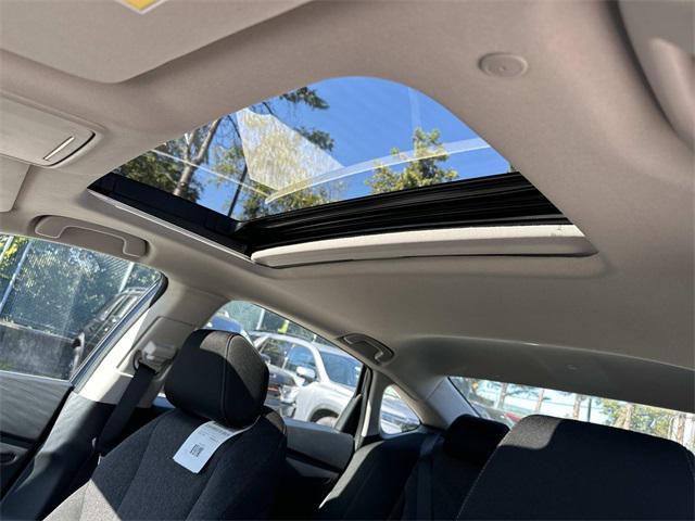 new 2025 Honda Accord car, priced at $31,614