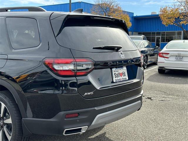 new 2025 Honda Pilot car, priced at $50,017