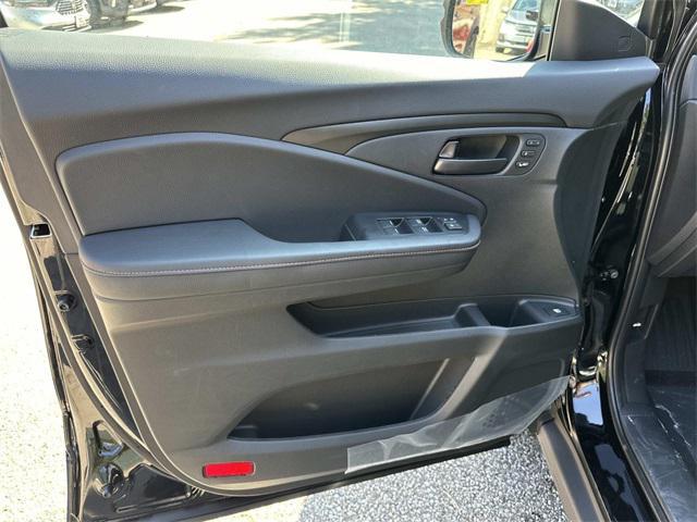 new 2025 Honda Ridgeline car, priced at $42,499