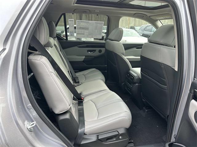 new 2025 Honda Pilot car, priced at $47,071