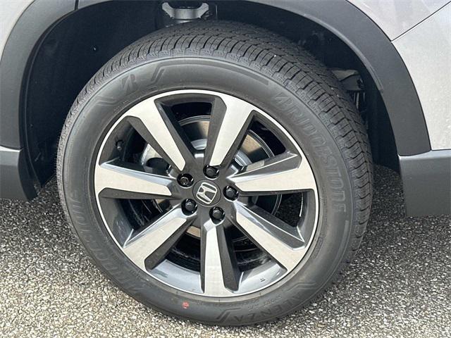 new 2025 Honda Pilot car, priced at $47,071