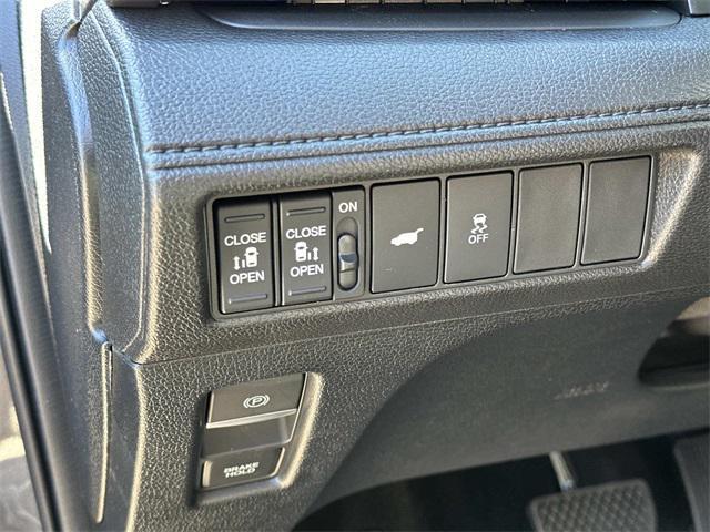 new 2026 Honda Odyssey car, priced at $43,978