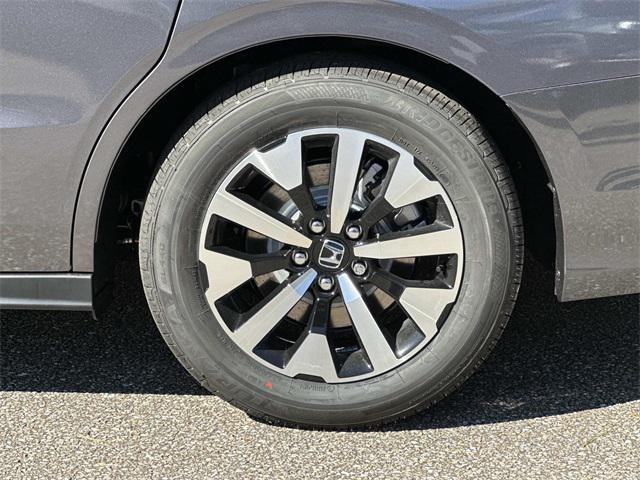 new 2026 Honda Odyssey car, priced at $43,978
