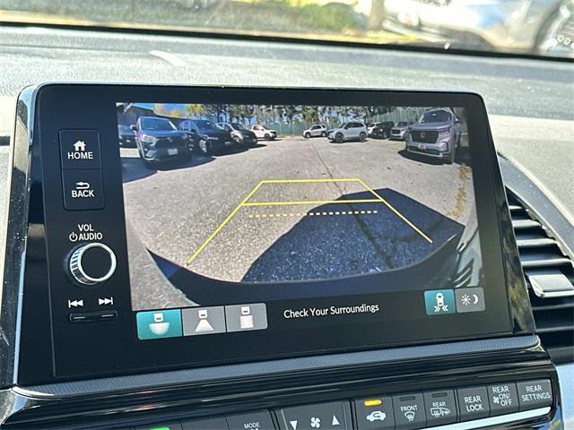 new 2026 Honda Odyssey car, priced at $43,978