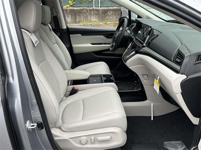 new 2026 Honda Odyssey car, priced at $42,932