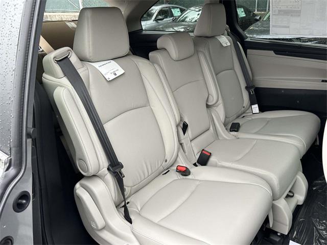 new 2026 Honda Odyssey car, priced at $42,932