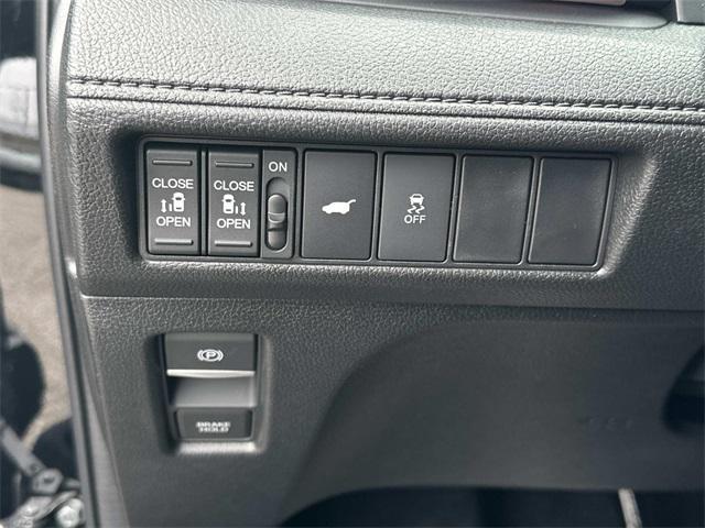 new 2026 Honda Odyssey car, priced at $44,410