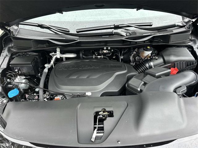 new 2026 Honda Odyssey car, priced at $44,410