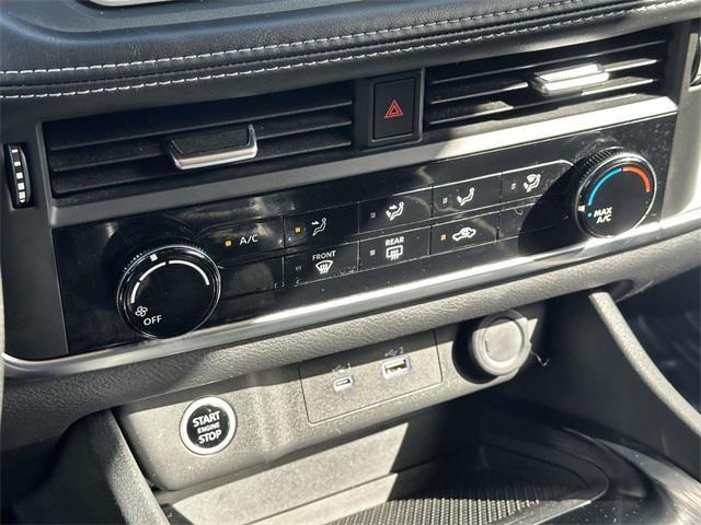 used 2021 Nissan Rogue car, priced at $19,159