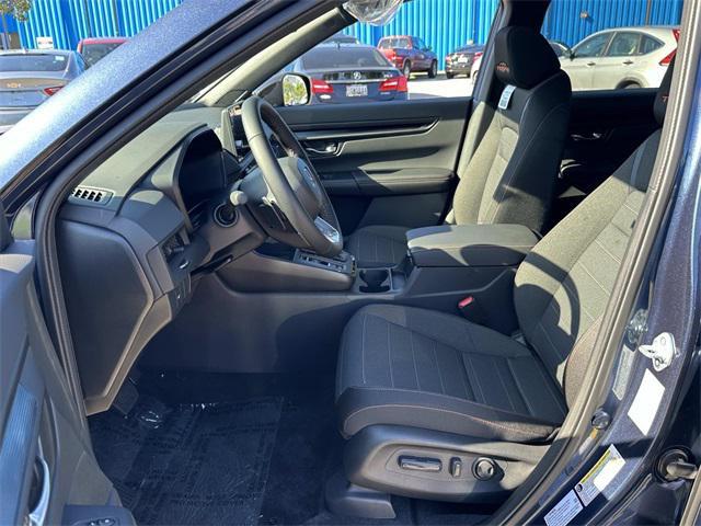 new 2026 Honda CR-V Hybrid car, priced at $39,472