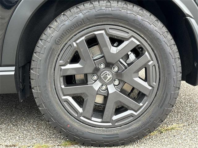 new 2026 Honda CR-V Hybrid car, priced at $39,527