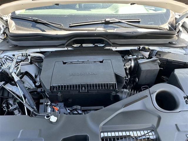 new 2025 Honda Pilot car, priced at $49,698