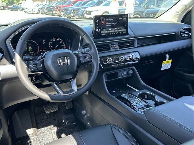 new 2025 Honda Pilot car, priced at $49,698