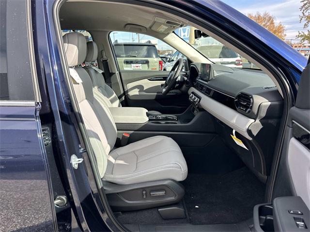 new 2025 Honda Pilot car, priced at $44,610