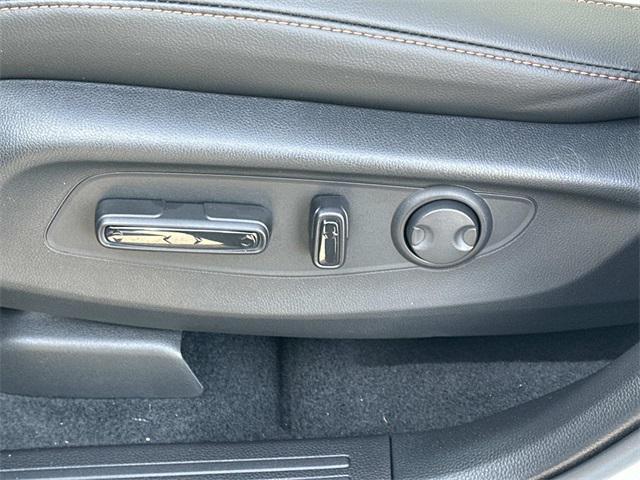 new 2026 Honda CR-V Hybrid car, priced at $42,384