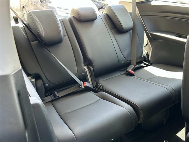 new 2026 Honda Odyssey car, priced at $43,378