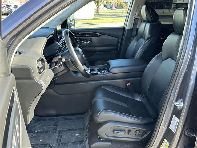 used 2023 Honda Pilot car, priced at $33,950