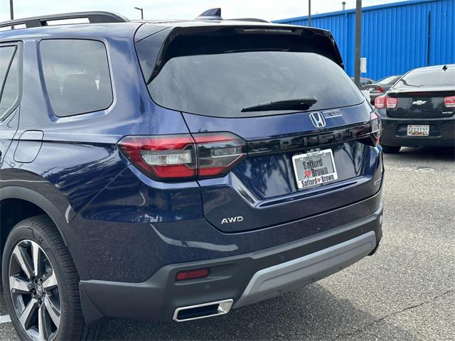 new 2025 Honda Pilot car, priced at $48,570