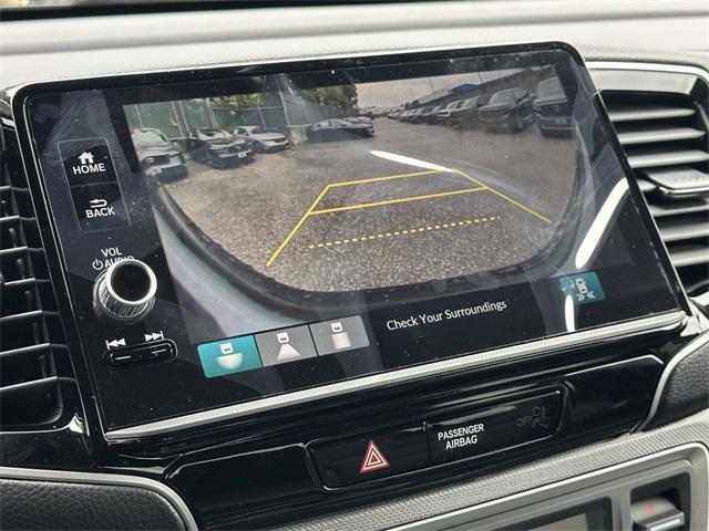 new 2025 Honda Ridgeline car, priced at $40,105