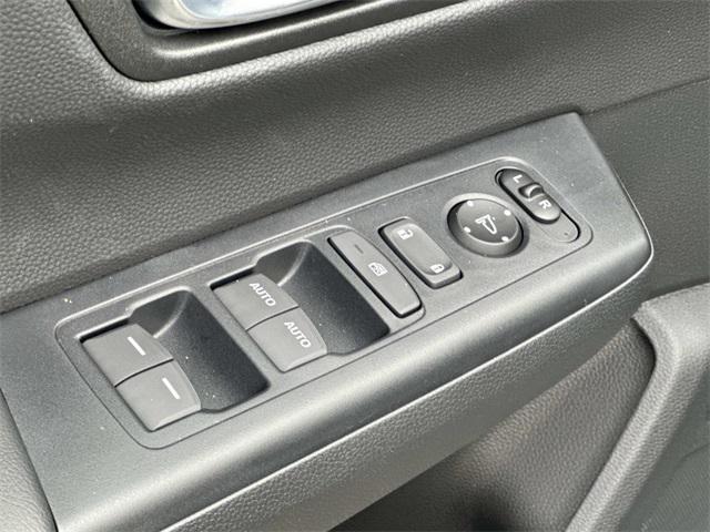 new 2026 Honda CR-V Hybrid car, priced at $39,959