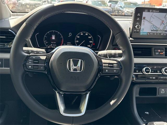 new 2025 Honda Pilot car, priced at $47,618