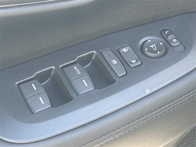 new 2026 Honda HR-V car, priced at $29,282