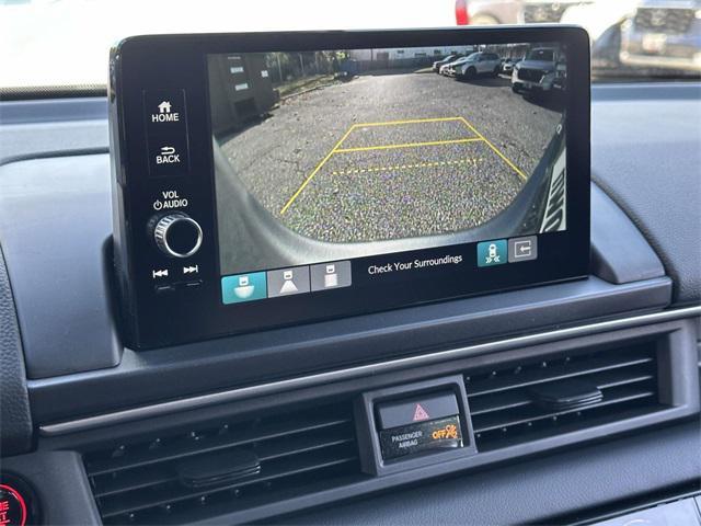 new 2025 Honda Pilot car, priced at $44,063