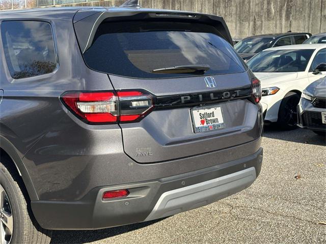 new 2025 Honda Pilot car, priced at $44,063